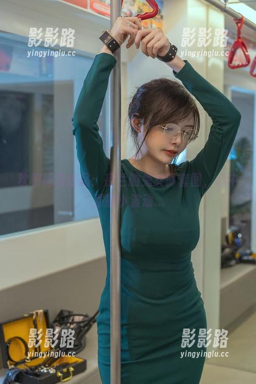 秋和柯基出品：夜兰的兔女郎套图，心中那股小波动...