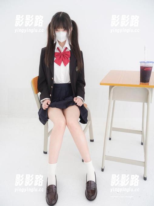 紧急企划 - 蜜糖or苦涩？小枫的甜心写真集更新了，看看你能品出什么味道！
