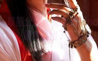 蜜桃社 - 原图分享：缇娜美Tinami的修女风，居然萌出了新高度！