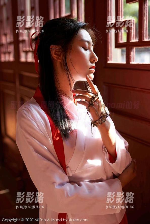 蜜桃社 - 原图分享：缇娜美Tinami的修女风，居然萌出了新高度！