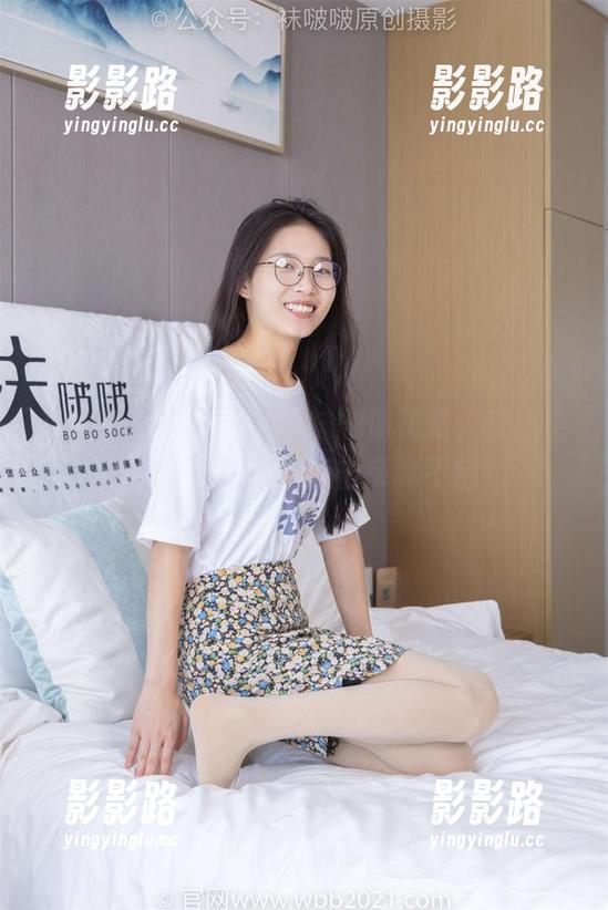 袜啵啵 - 看稚予的丝袜剧情花絮，套图全解析，下载这些点击率真不错！