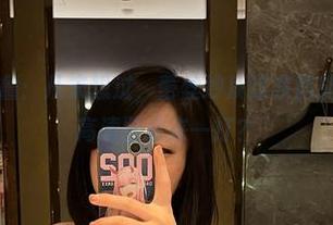 微密圈 - 詹詹：从未想过，蕾丝纱质这东西能如此撩人，高清壁纸来一打？
