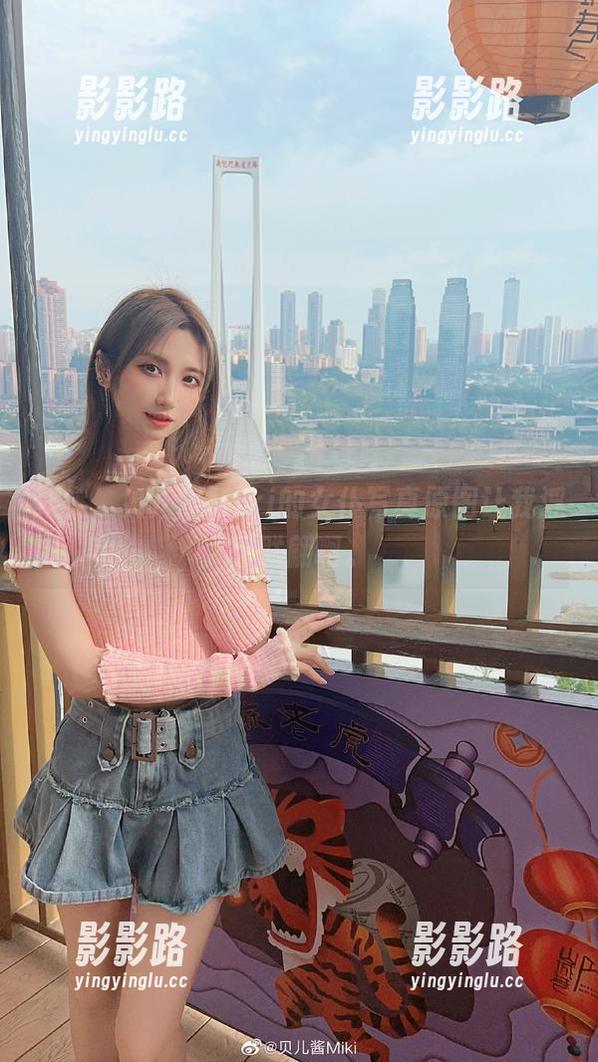 其实，贝儿酱Miki的女仆写真原图让我浮想联翩啊。