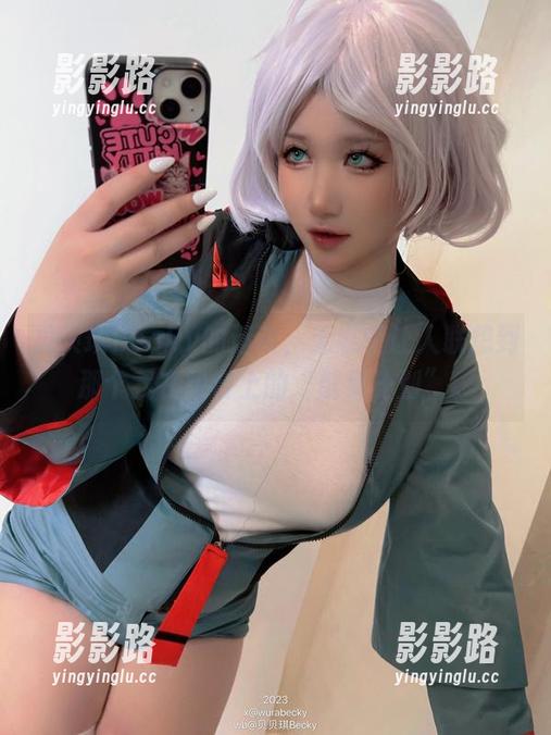 贝贝琪Becky的运动，无意中让人联想到那个我在阳台上的“健身计划”。
