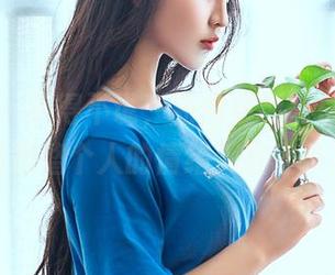 轰趴猫 - 不得不说，曲曲最新黑白作品好像把整个人的情绪都捏碎了。