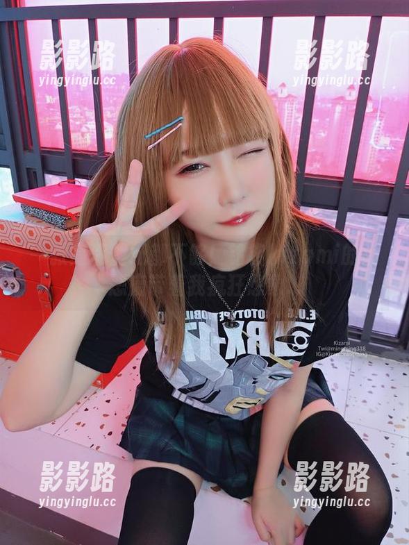 一张高清壁纸都不够！铭铭kizami的小恶魔带着我疯狂想象...