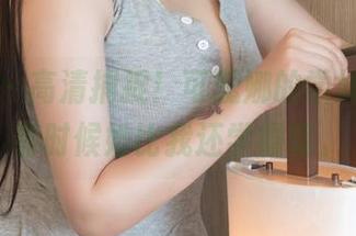 青豆客 - 高清捕捉！可蕊娜的学妹时刻，有时候她比我还学霸呢。