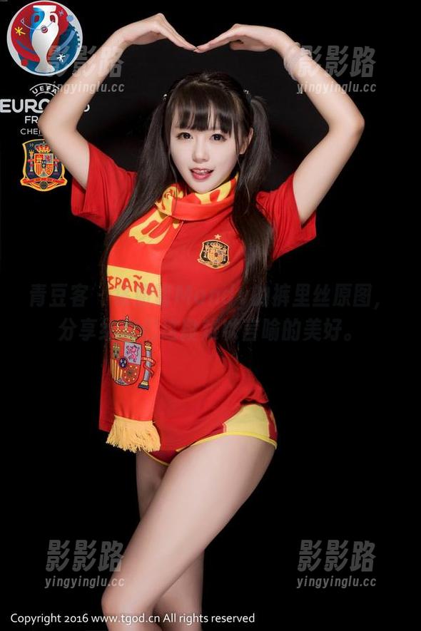 青豆客-徐妍馨Mandy 青豆客 - 徐妍馨Mandy的裤里丝原图,分享给你们这段难以言喻的美好。