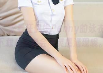 青豆客 - 来看汪佩妮Penny的泳衣原图，下载后可能会有灵感涌现哦。