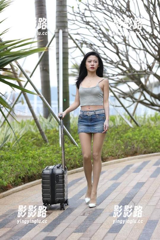 热辣紧身裤原图，魔镜街拍帮你创造跑步的新动力，快来下载呀